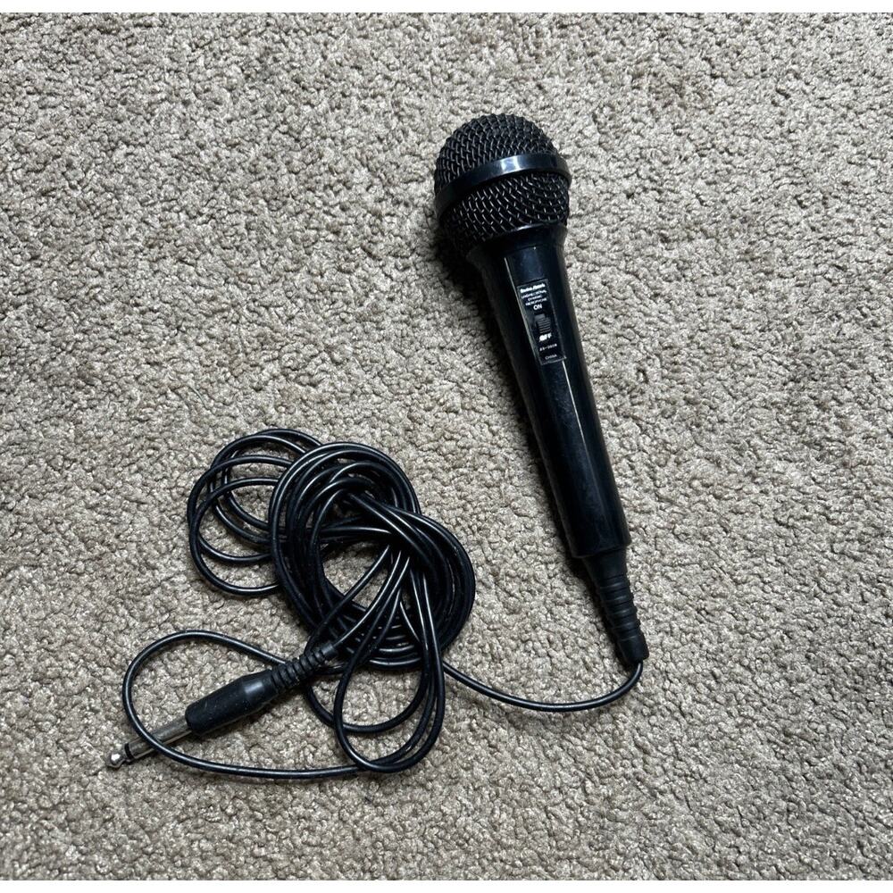 Radio Shack Unidirectional Dynamic Microphone 33-3009